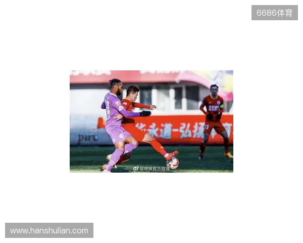 亚泰出征青岛准备赛季收官战 球迷助威歌声为子弟兵加油